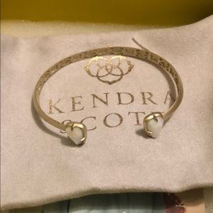 Kendra Scott bracelet